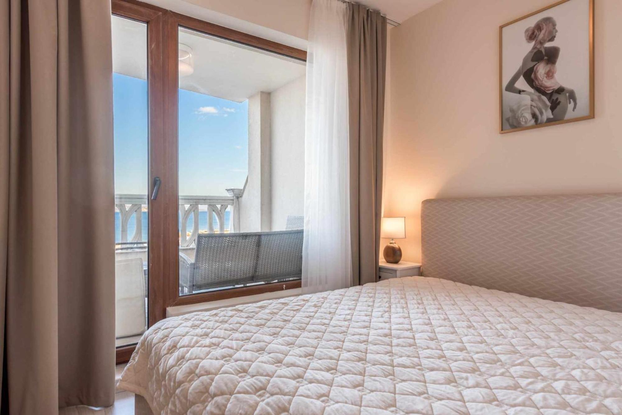 Azur Del Mar Seaview Apartment Varna Exterior photo